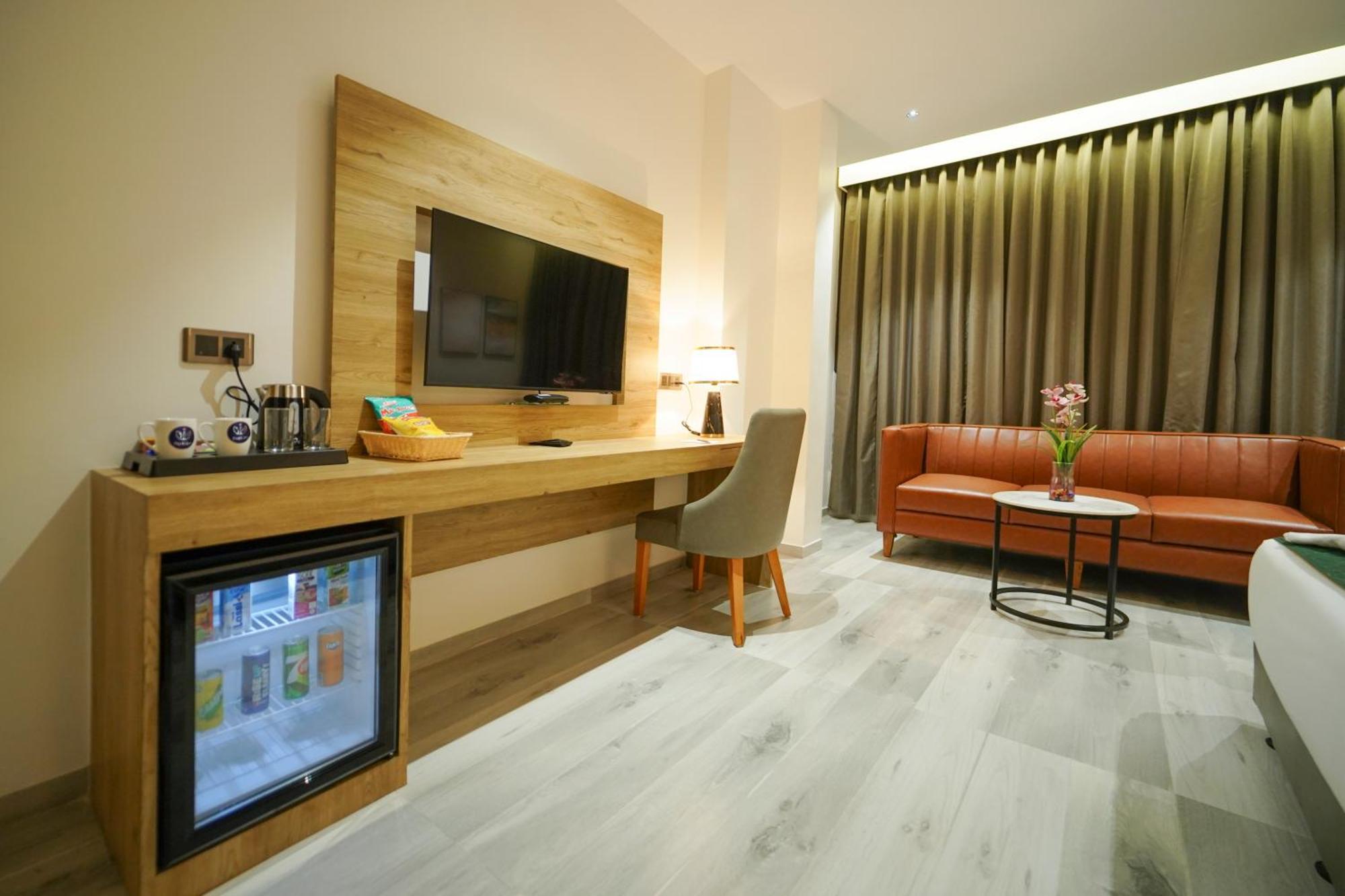 Hotel Park Inn Nellore - Near The Hospital & Highway Dış mekan fotoğraf